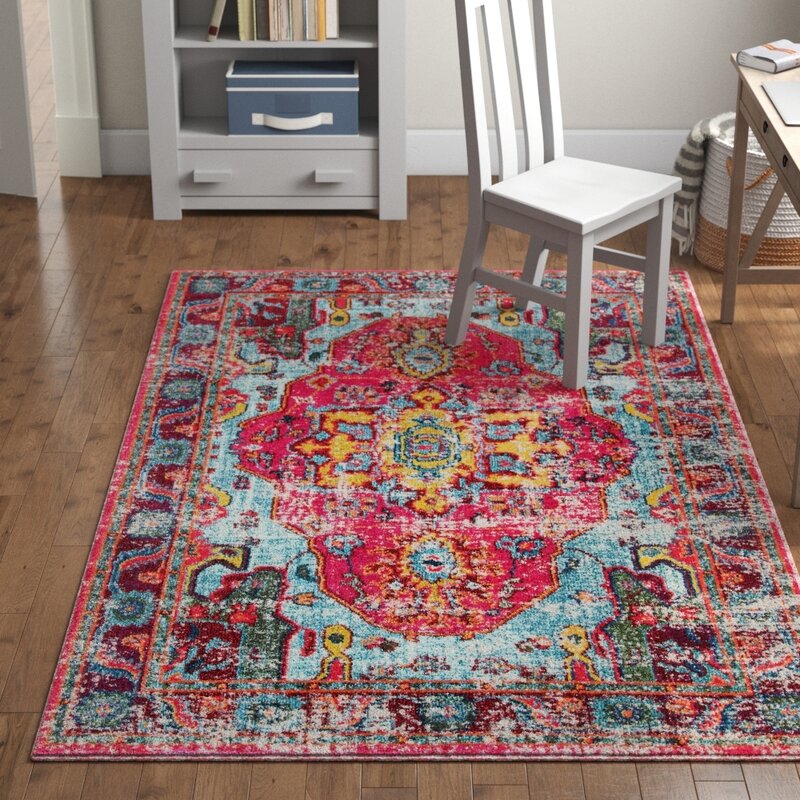 Willa Arlo Interiors Tapis  de style oriental  rose  Aliyah 